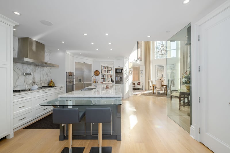 Luxury estate at 1258 Richards Street, Vancouver, BC — photo 14