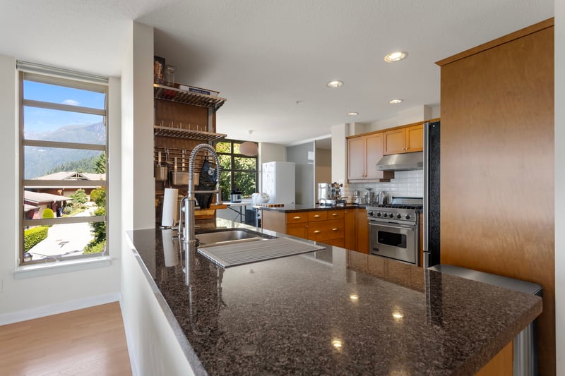Luxury estate at 8601 Seascape Place, West Vancouver, BC — photo 4