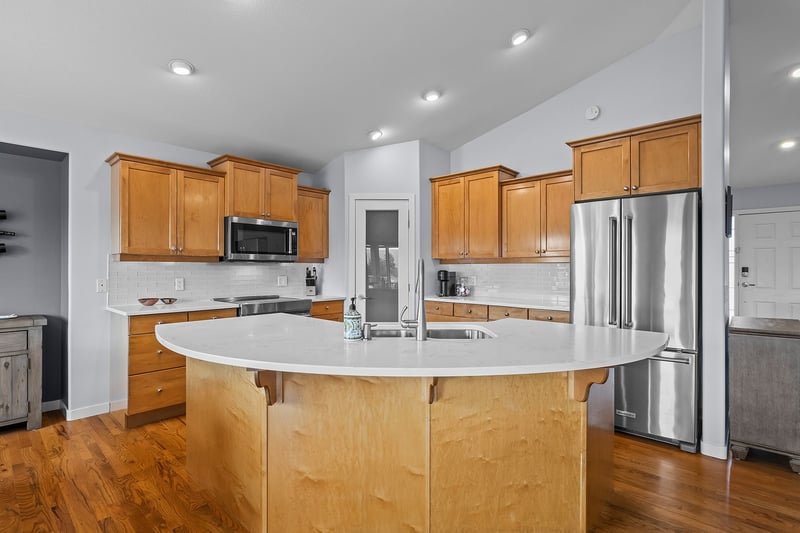 Luxury estate at 3069 Bridlehill Drive, West Kelowna, BC — photo 7
