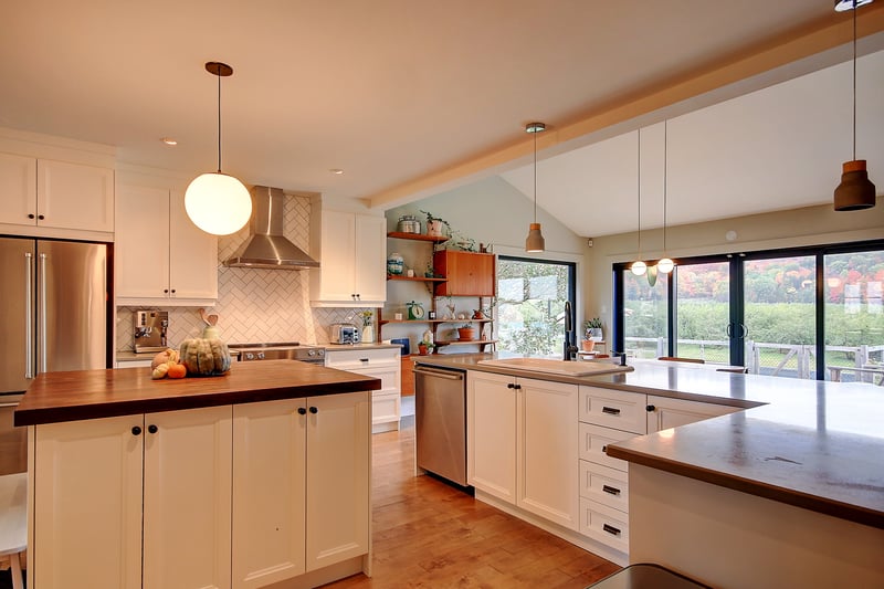 Luxury estate at 1291 La Grande-Caroline, Rougemont — photo 9