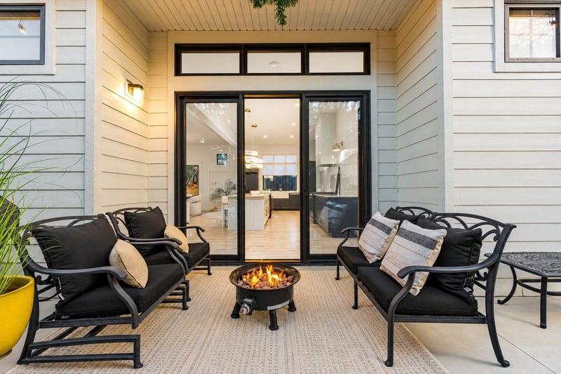 Luxury estate at 2053 Long Street, Kelowna, BC — photo 12