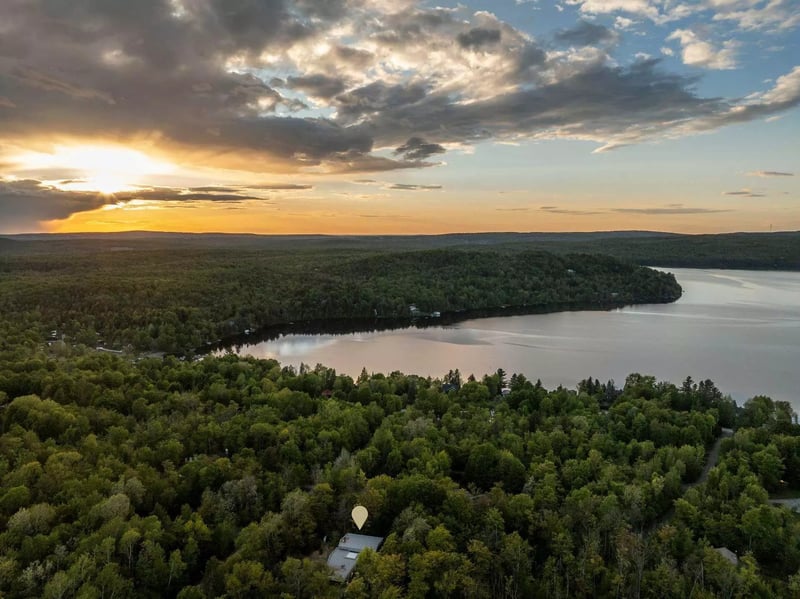 Luxury estate at 15 Chemin du Hibou, Eastman, QC — photo 4