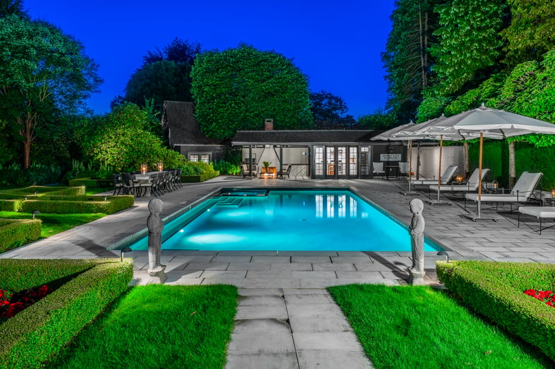 Luxury estate at 1389 THE CRESCENT, Vancouver — photo 2
