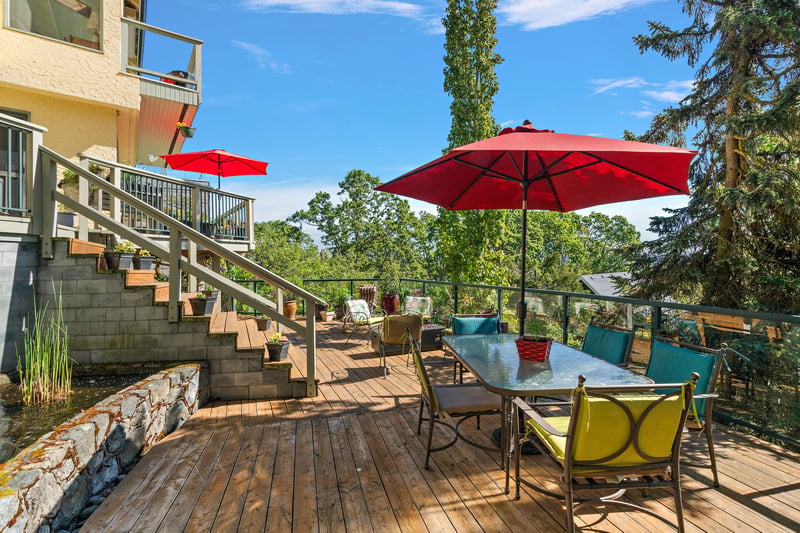 Luxury estate at 1019 Terrace Avenue, Victoria, BC — photo 30