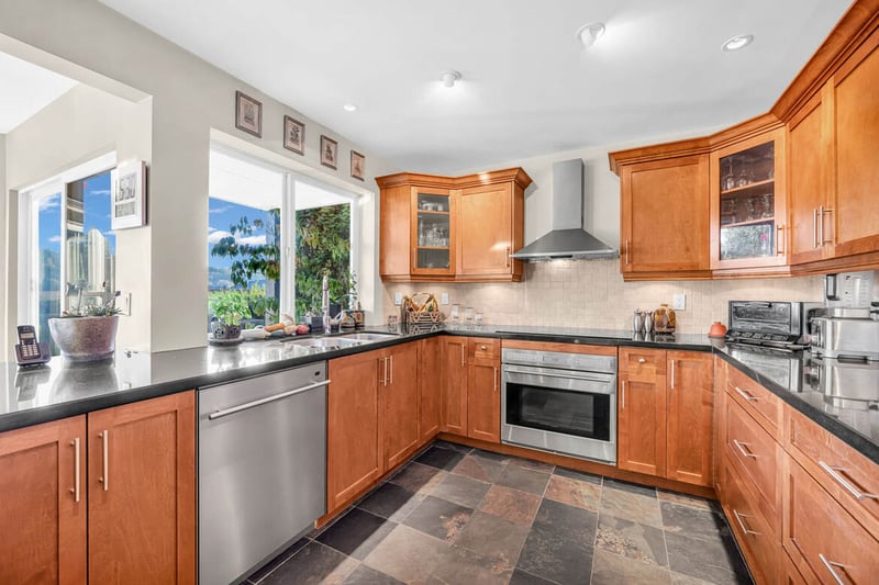 Luxury estate at 1740 Ioco Road, Port Moody, BC — photo 8