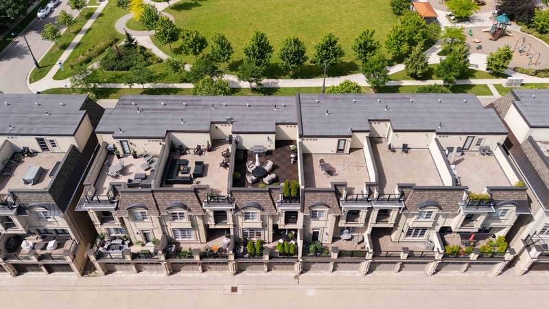 Luxury estate at 253 Hanover Street, Oakville, ON — photo 35