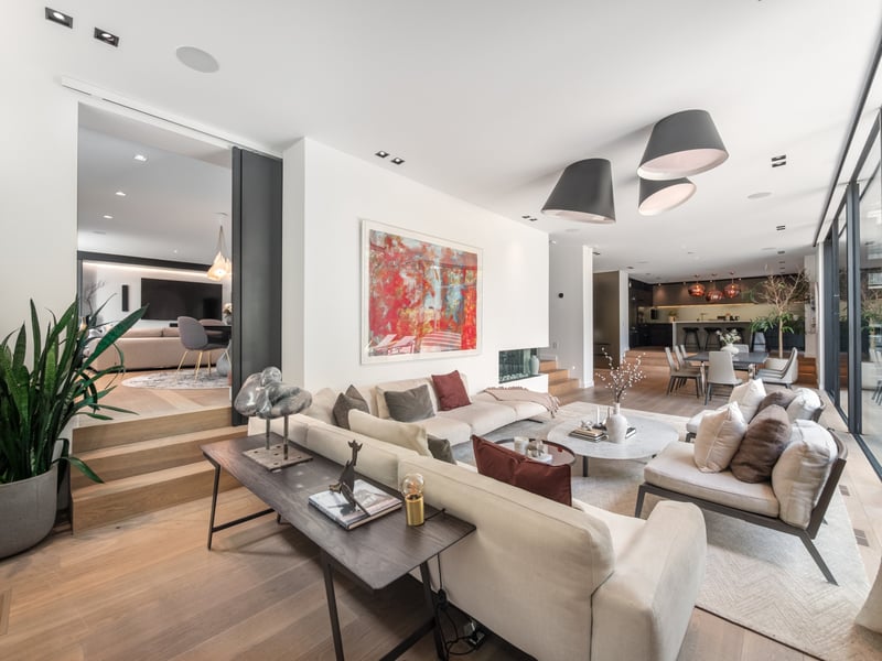 Luxury estate at 75 Ardwold Gate, Toronto, ON — photo 5