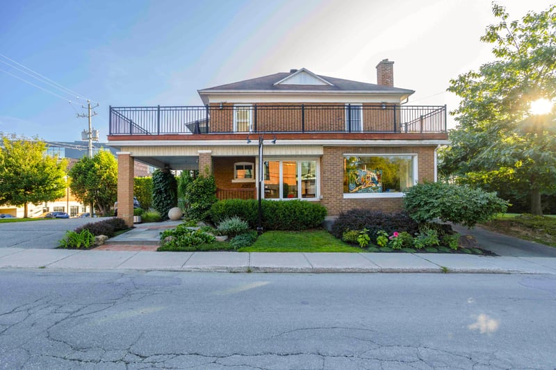 Luxury estate at 820 Rue Principale Ouest, Magog, QC — photo 5