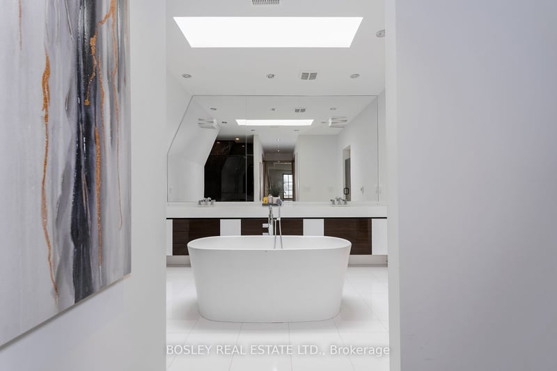 Luxury estate at 47 De Vere Gardens, North York, ON — photo 17