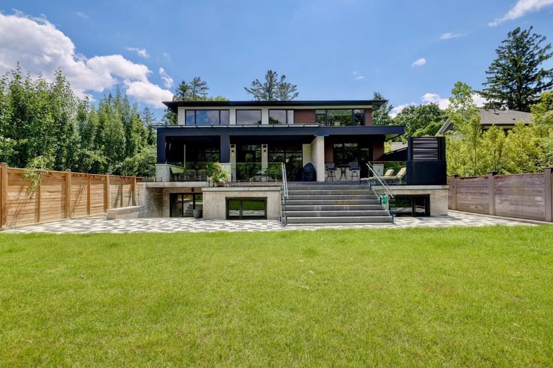 Luxury estate at 533 Carson Lane, Oakville, ON — photo 48