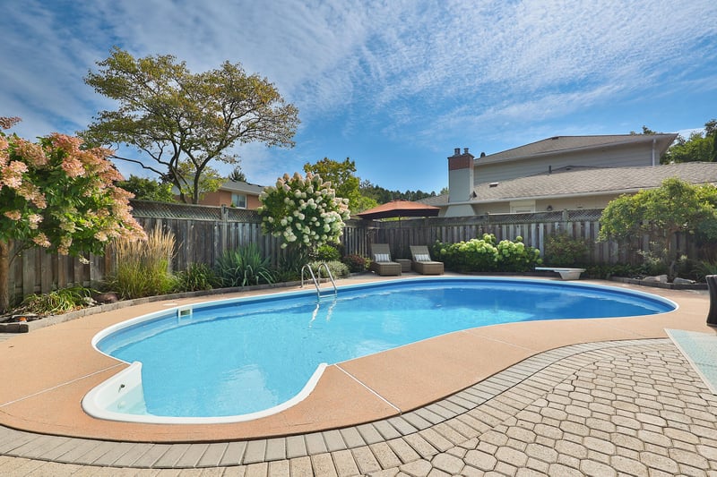 Luxury estate at 1163 Cayente Place, Mississauga, ON — photo 15