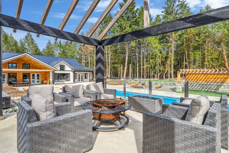 Luxury estate at 6707 Willis Point Rd, Victoria, BC — photo 49