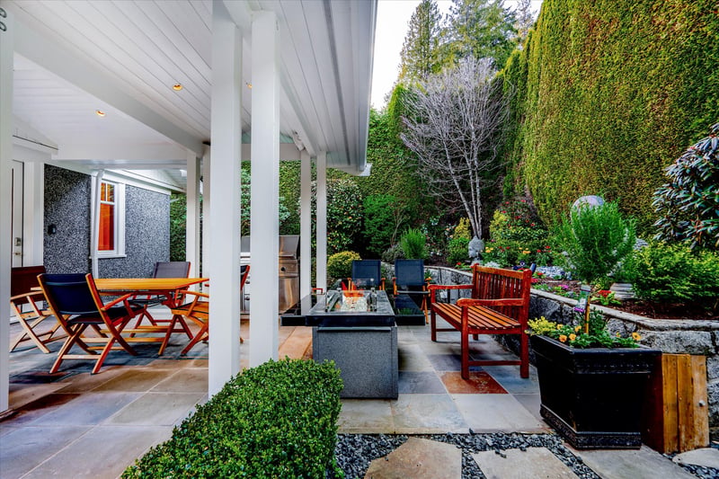 Luxury estate at 2817 Bellevue Avenue, West Vancouver, BC — photo 37