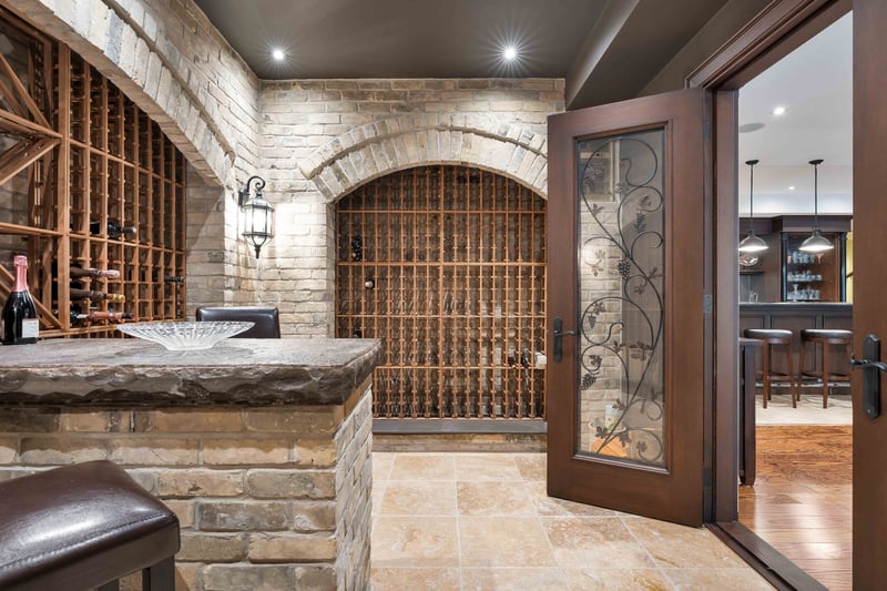 Luxury estate at 1469 Crescent Road, Mississauga, ON — photo 40