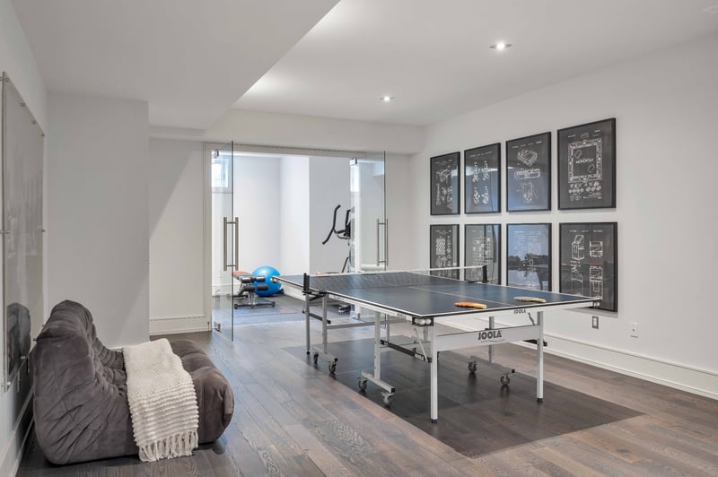 Luxury estate at 1025 Bridge Road, Oakville, ON — photo 36