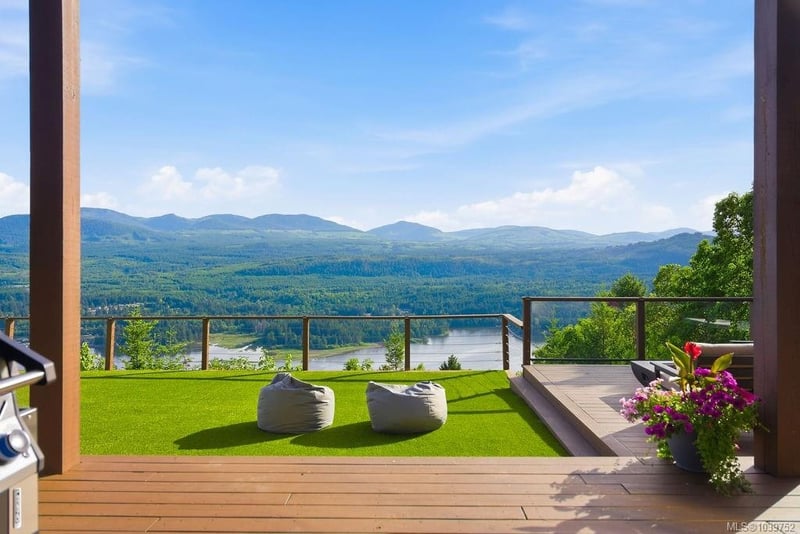 Luxury estate at 5175 Aho Road, Ladysmith, BC — photo 2