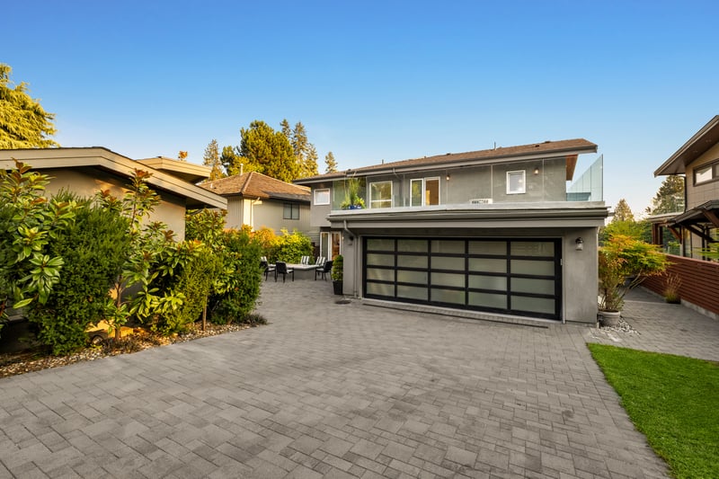 Luxury estate at 2449 Kings Avenue, West Vancouver, BC — photo 9