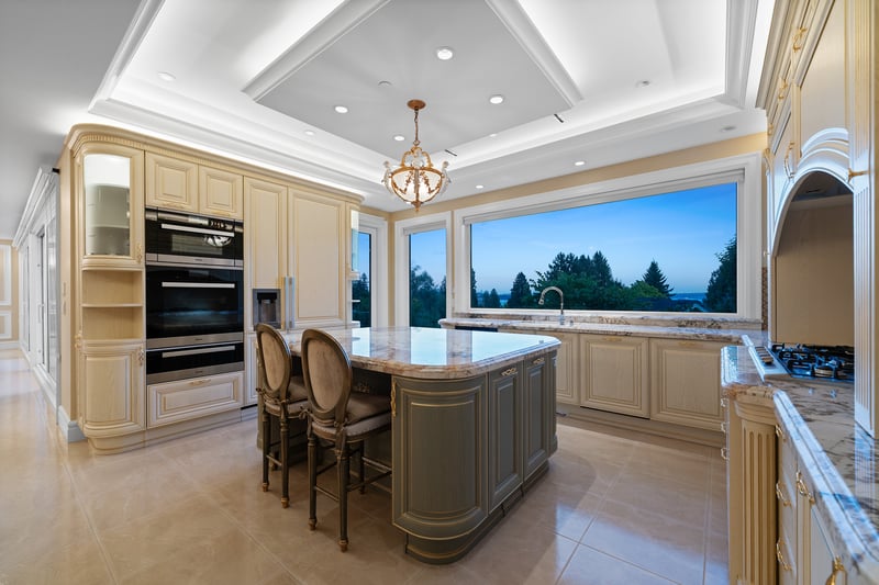 Luxury estate at 2540 Mathers Avenue, West Vancouver, BC — photo 22