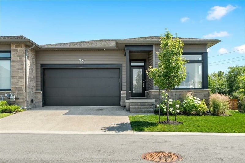 Luxury estate at 8974 Willoughby Drive unit 36, Niagara Falls, ON — photo 2