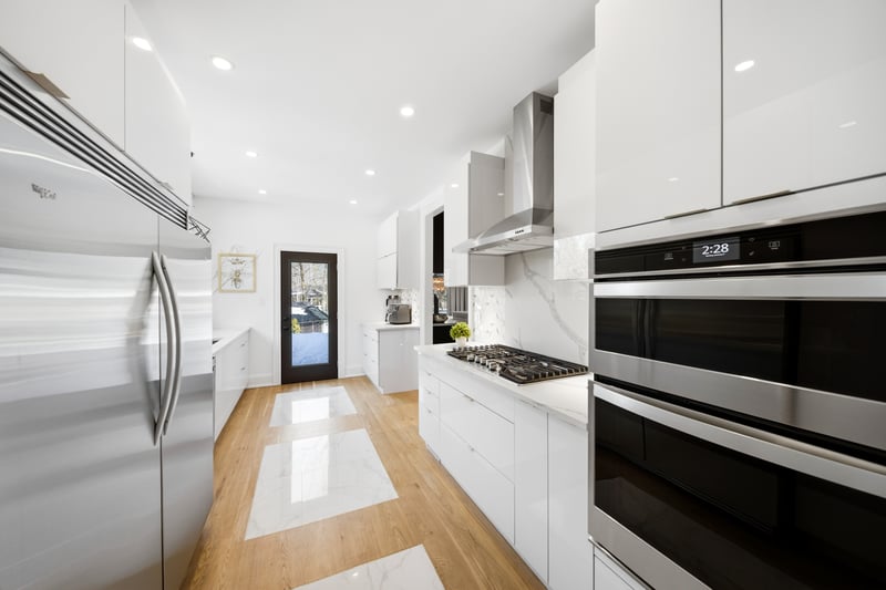 Luxury estate at 3205 Highpoint Court, Burlington, ON — photo 14