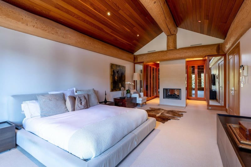 Luxury estate at 4673 Blackcomb Way, Whistler — photo 11