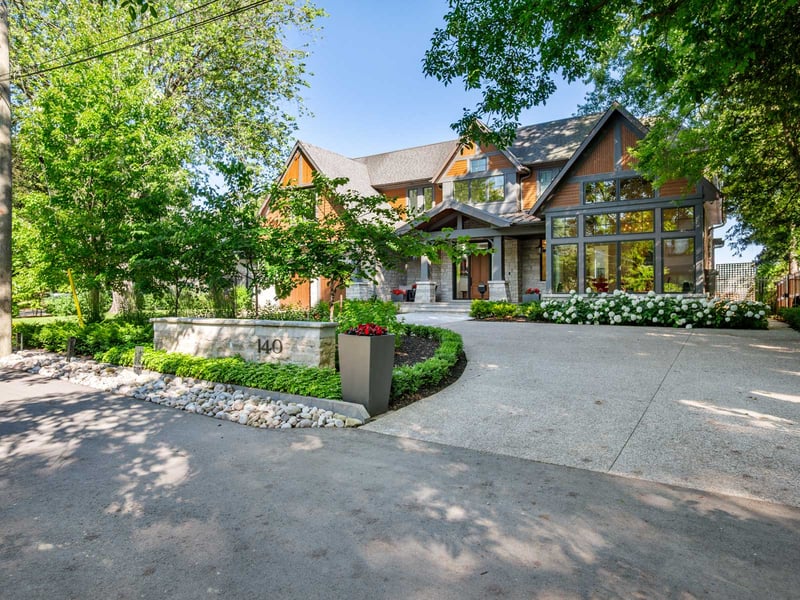 Luxury estate at 140 Secord Lane, Burlington, ON — photo 8
