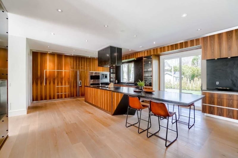 Luxury estate at 1487 Lakeshore Road West, Oakville, ON — photo 5