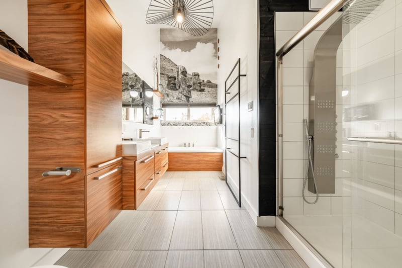 Luxury estate at 84 Rue des Chèvrefeuilles, Saint-Jean-sur-Richelieu, QC — photo 15