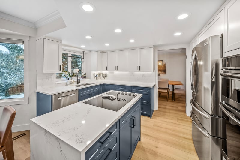 Luxury estate at 76 Stradbrooke Way Southwest, Calgary, AB — photo 12