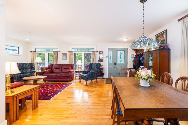 Luxury estate at 4337 West 15th Avenue, Vancouver, BC — photo 9