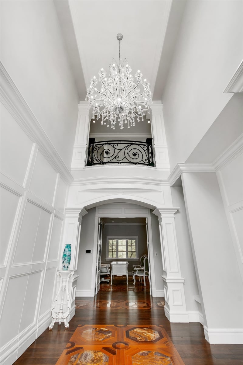 Luxury estate at 735 Saint Andrews Road, West Vancouver, BC — photo 21