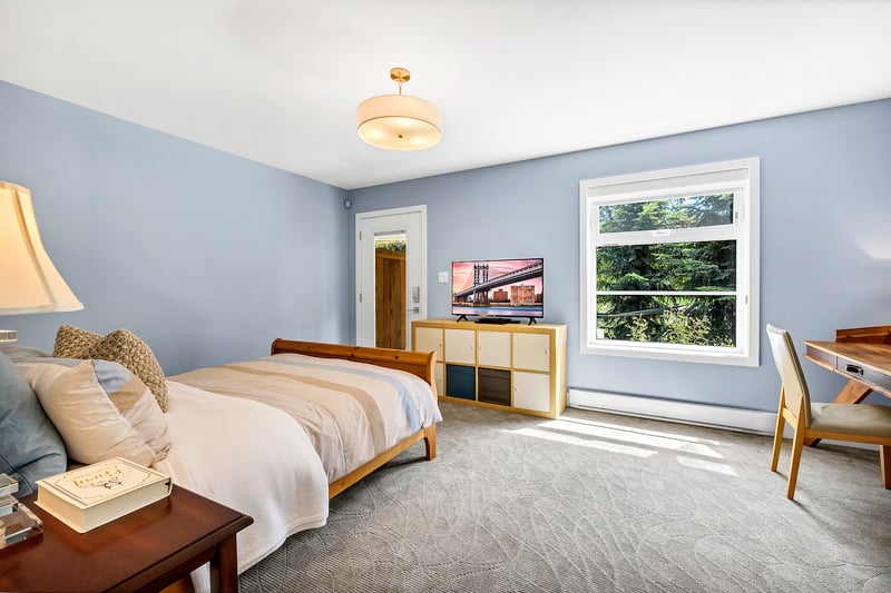 Luxury estate at 3440 Linwood Ave, Victoria, BC — photo 9