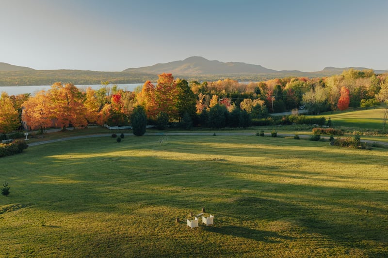 Luxury estate at Chem. de Georgeville, Magog, QC — photo 3