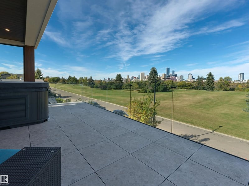 Luxury estate at 8915 Strathearn Drive NW, Edmonton, AB — photo 44