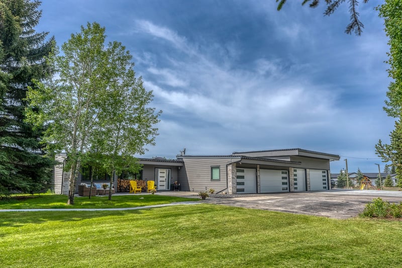 Luxury estate at 183 Pinebrook Way South West, Calgary, AB — photo 21
