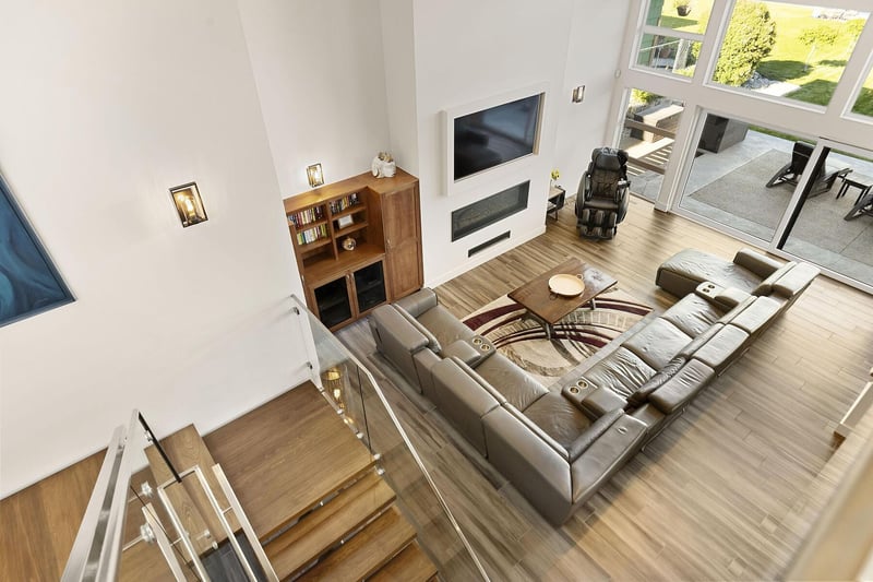 Luxury estate at 704 Stonor Street, Summerland, BC — photo 15
