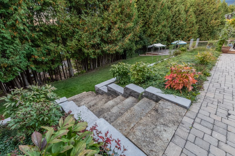 Luxury estate at 40 Hurd Street, Oshawa, ON — photo 44