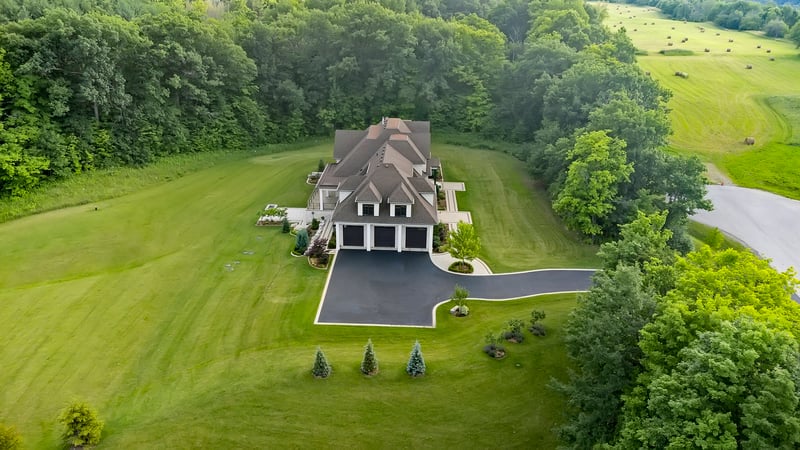 Luxury estate at 2606 Harvest Moon Lane, Burlington, ON — photo 38