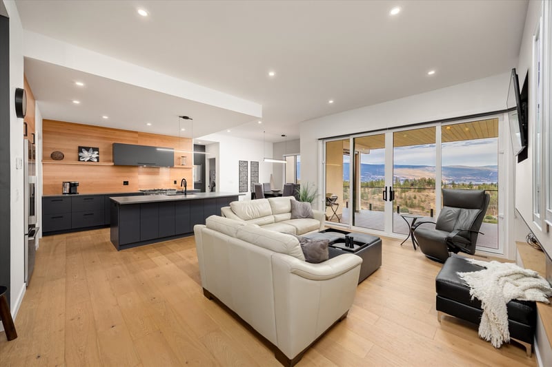 Luxury estate at 17499 Sanborn Street, Summerland, BC — photo 17