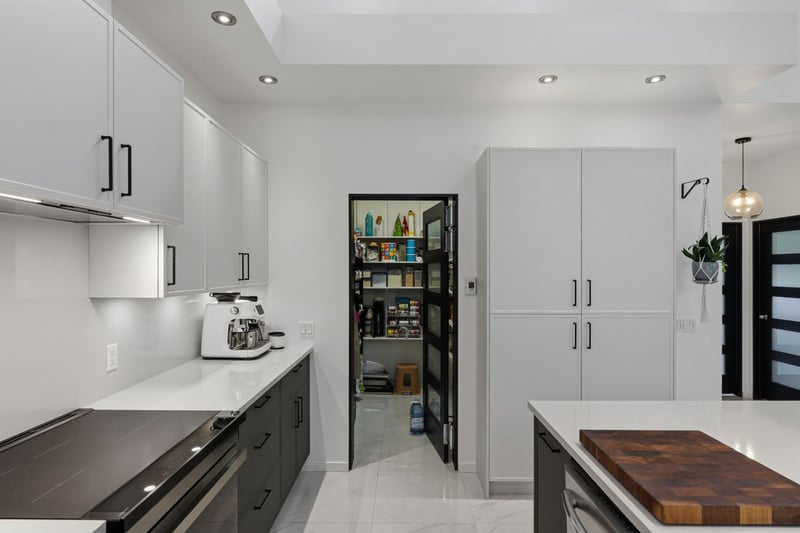 Luxury estate at 907 Rue des Lievres, Farnham, QC — photo 9