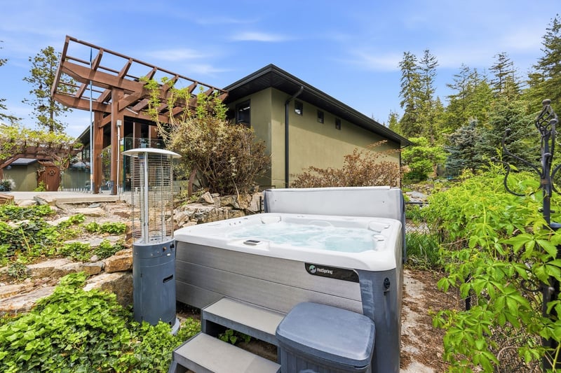 Luxury estate at 5757 Upper Booth Road North, Kelowna, BC — photo 15