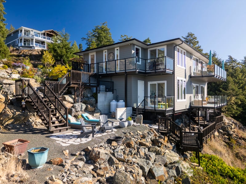 Luxury estate at 7470 Thornton Heights, Sooke, BC — photo 7