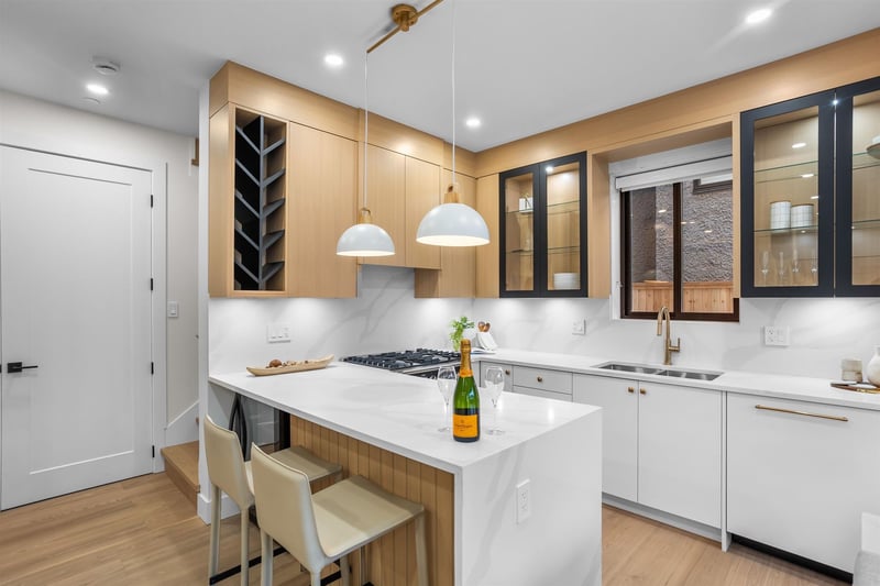 Luxury estate at 2-165 East 45th Avenue, Vancouver, BC — photo 7