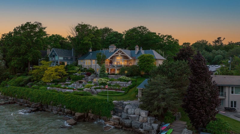 Luxury estate at 872 Whittier Crescent, Mississauga, ON — photo 38