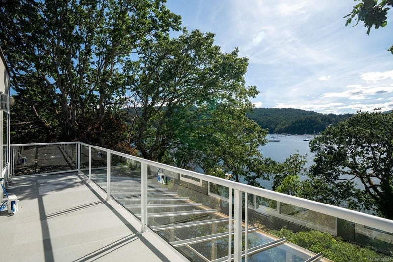 Luxury estate at 7090 Brentwood Drive, Brentwood Bay, BC — photo 43