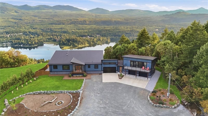 Luxury estate at 5175 Aho Road, Ladysmith, BC — photo 1