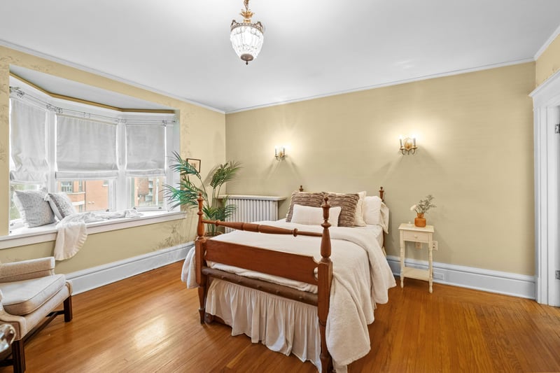 Luxury estate at 247 MacNab Street South, Hamilton, ON — photo 23