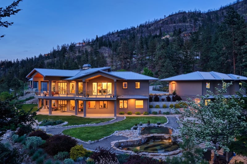 Luxury estate at 328 Lochview Road, Kelowna, BC — photo 2