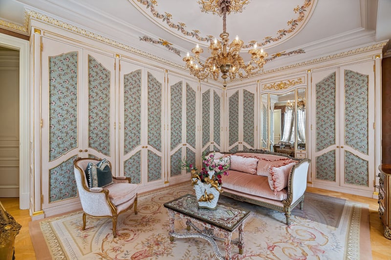 Luxury estate at 15 High Point Road, Toronto, ON — photo 8