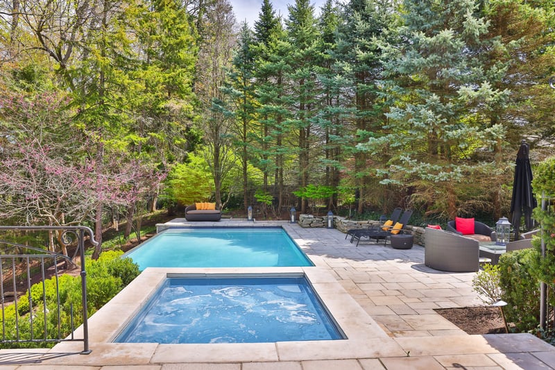 Luxury estate at 1093 Algonquin Drive, Mississauga, ON — photo 43